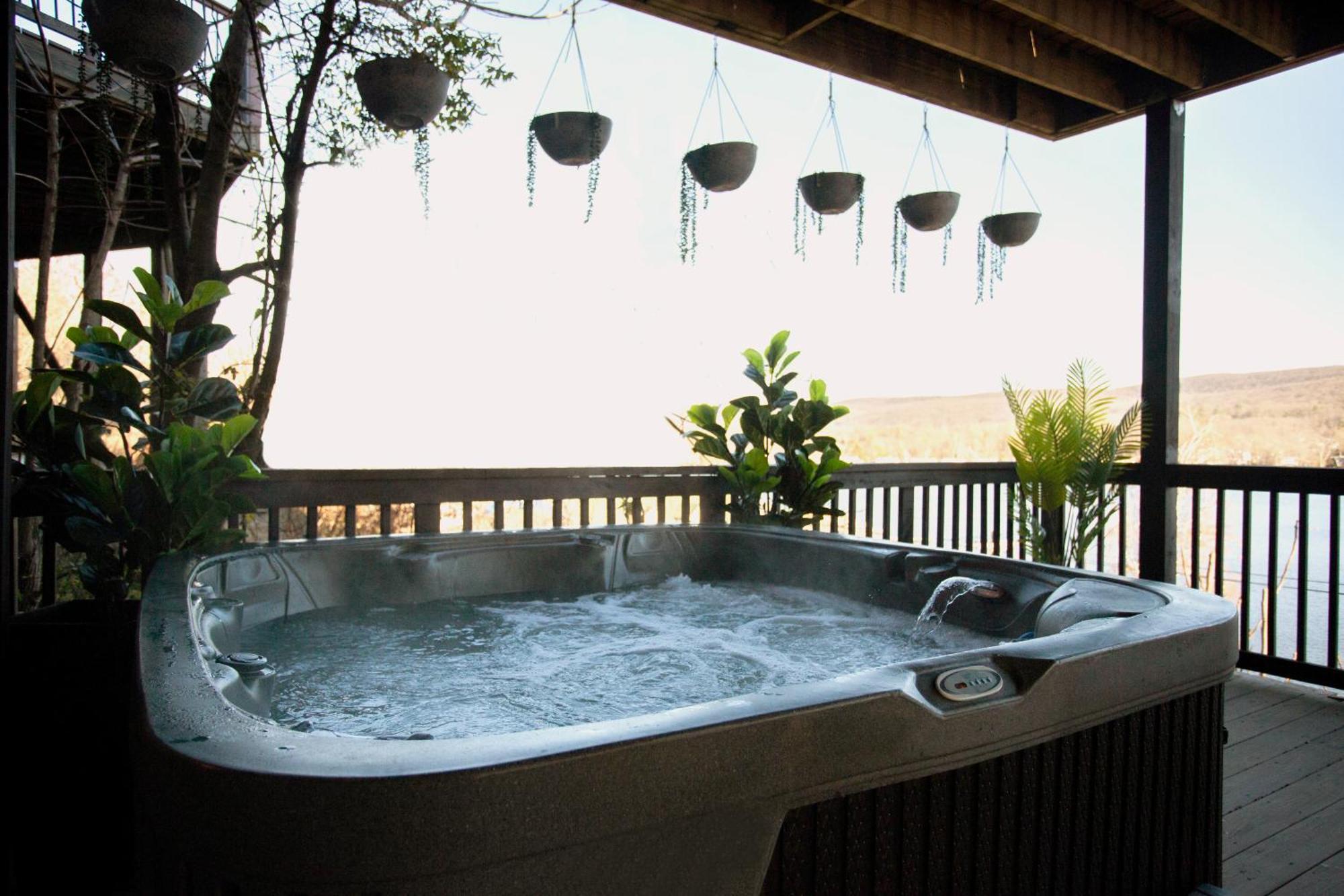 Lakeview House - Hot Tub - Firepit - Stunning Views - Spacious Deck - Cozy Living Room - Bar Greenwood Lake Exterior foto